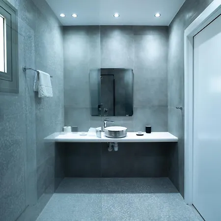 Loft 4* Пафос